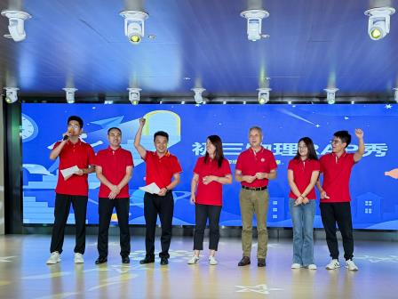 文韬武略备中考，锦心绣笔赢未来——翠园文锦中学召开2025-2026学年度初三教育教学工作会议
