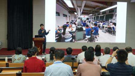 跨区共研 智启新程 ——惠城区中学书记（校长）走进罗外初中探索智慧教育之路