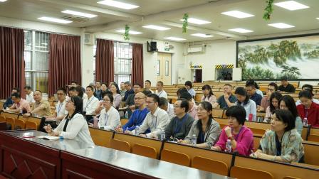 跨区共研 智启新程 ——惠城区中学书记（校长）走进罗外初中探索智慧教育之路