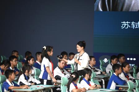 深圳市初中语文“高质量课堂”专题研修活动在桂园中学圆满举办