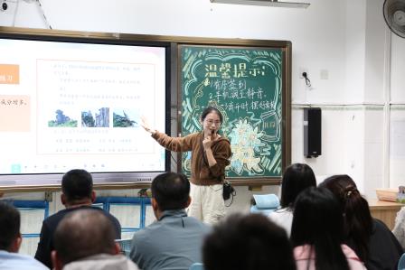 家校携手，赋能成长——深圳市莲南教育集团安芳小学举行2025-2026学年第一学期家长会