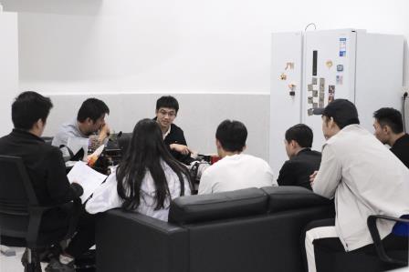 AI激趣启童智，视导赋能向未来——深圳市罗湖区梅园实验学校小学部“百人听千课”教学视导活动纪实