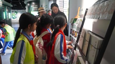 赴一场兰科之约 种一颗生态初心——深圳市梧桐小学开展山海自然生态校本课程暨“每周半天计划”活动