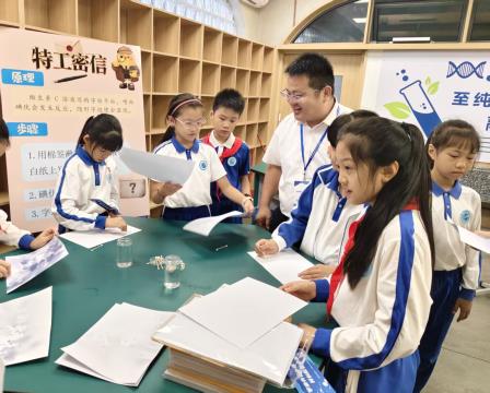 罗湖外语小学第六届创客节启幕