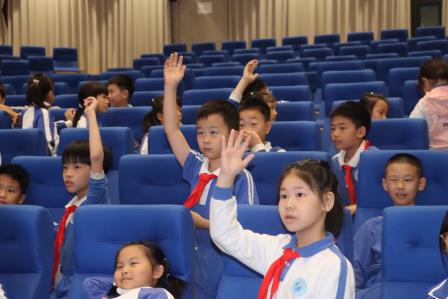 罗湖外语小学创客节上演科普盛宴