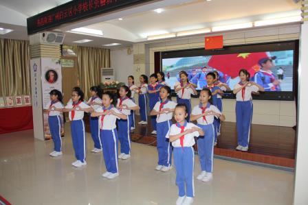 广深携手共探育人新路径 ——广州白云区小学校长资格班学员莅临深圳市南湖小学交流访问
