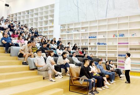 深北莫附属布心中学“致美家长学校”第十六期活动成功举办