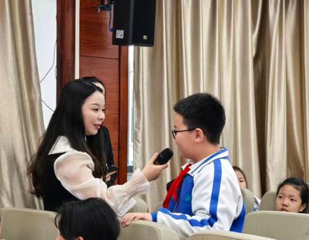 数智赋能传雅韵，诗礼相承育新苗——翠茵学校2025年国学大会精彩纷呈