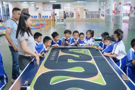 科技点亮梦想，创新成就未来 ——深圳市罗湖小学举办2025年校园科技节