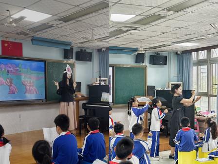 新声展风采，研讨促成长——洪湖小学音乐教研活动纪实