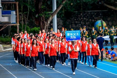 运动赋能成长，深度点燃未来 ——罗外初中第19届体育节开幕