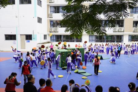 粤动十五运，校跃新征程 ——深圳市凤光小学第26届“金凤飞扬，展翅翱翔”全员运动会盛大启幕