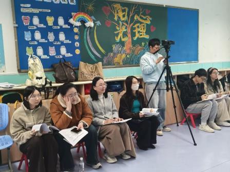 “Play”项目组“送智”  课堂+科研双赋能