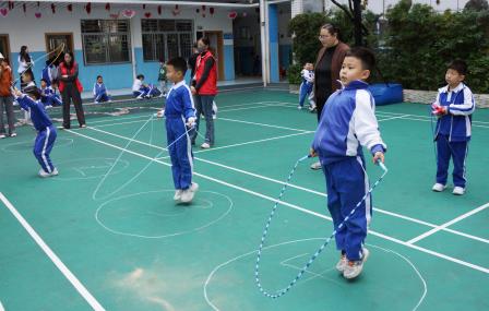 赛场燃情逐梦 南湖少年竞芳华 ——南湖小学第二十六届体育运动节圆满收官