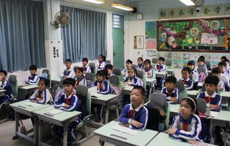 “童心向党映山红，革命薪火代代传” ——《传承红色基因·映山红系列》阅读分享活动举行