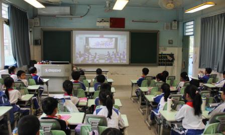 “童心向党映山红，革命薪火代代传” ——《传承红色基因·映山红系列》阅读分享活动举行