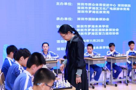 国际象棋特级大师走进罗湖未来学校，点燃学子智慧火花
