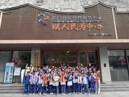 寻访红色记忆，传承时代精神——翠竹外国语实验学校“每周半天计划”红色引领主题系列活动持续开展