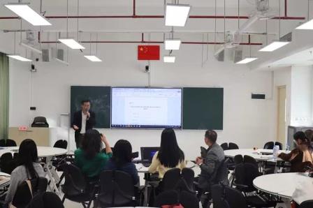 AI赋能数学科研——林伟育名师工作室开展数学教研活动