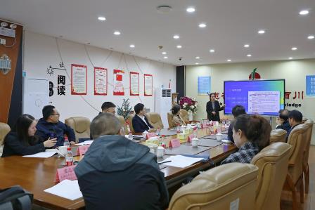 天津市滨海新区泰达中小学参访团到访螺岭外国语实验学校交流研讨