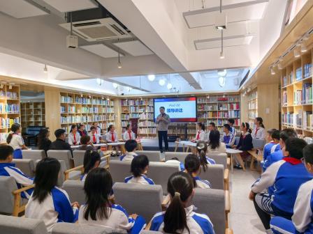 载知而行，越辩越明 ——深圳市翠北实验小学第七届校园辩论赛