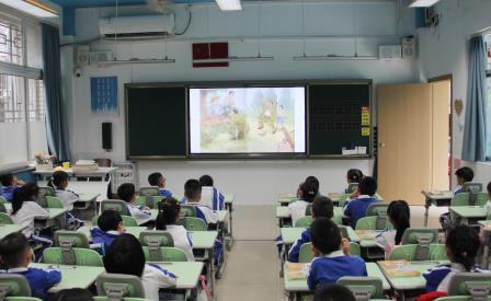 红色经典进校园 书香润泽童真心 ——深圳市南湖小学开展红色主题阅读推广活动