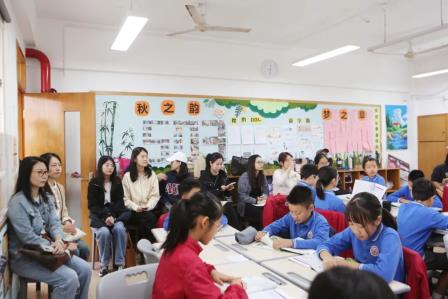 小初衔接“零距离”，共育成长“过渡桥”——东湖中学携手百雅实验小学开展小初衔接交流活动