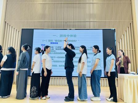名师引领促成长，“体验”共育待花开——“体验式家园共育”名师专题培训圆满举行