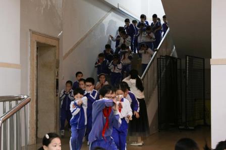 筑牢校园防火墙，消防安全伴我行 ——深圳市罗湖小学开展119消防安全演练活动