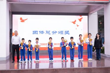 拉起心中防火线，筑起安全防火墙 ——第10周消防安全主题升旗仪式暨第38届校运会闭幕式