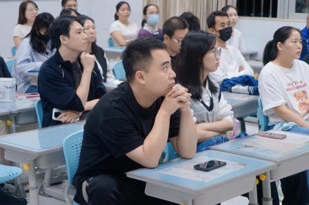 校家携手，共同成长 ——罗湖小学举行2025-2026学年第一学期家长会