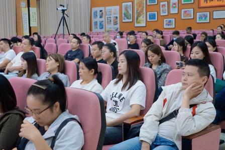 校家携手，共同成长 ——罗湖小学举行2025-2026学年第一学期家长会