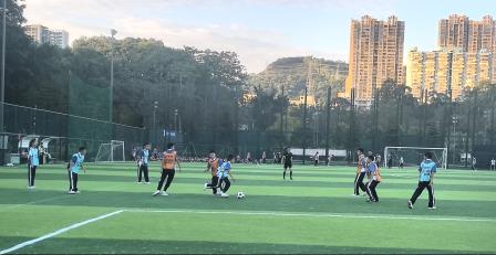 绿茵跃动青春 护航点亮成长 ——红桂中学初一年级第三届“星火杯”足球赛圆满落幕