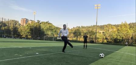 绿茵跃动青春 护航点亮成长 ——红桂中学初一年级第三届“星火杯”足球赛圆满落幕