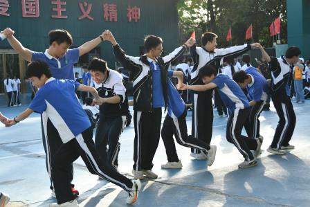 凝心聚力赴中考，励学笃行启新程——翠园文锦中学初三年级开展励志成长社会实践活动