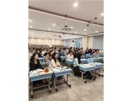 AI赋能，守正创新 翠北实验小学语文科组举行AI辅助创意读写教研活动