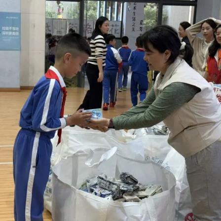 翠北实验小学：“盒”力全开，奏响校园绿色环保新乐章