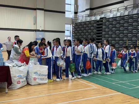 翠北实验小学：“盒”力全开，奏响校园绿色环保新乐章