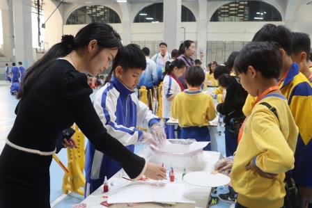 香港天主教石钟山纪念小学师生走进罗湖外语小学