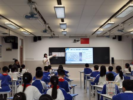 新质课堂展风采 名师引领促成长 ——水库小学举办名优教师教学展示活动