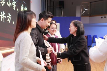 深耕教学项目式 笃行人工智能＋——深圳市仙桐实验小学举行“仙桐杯”教学大赛总结大会