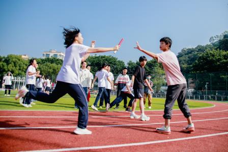赛体育技能，展青春活力 ——华美外国语学校第七届体育文化节