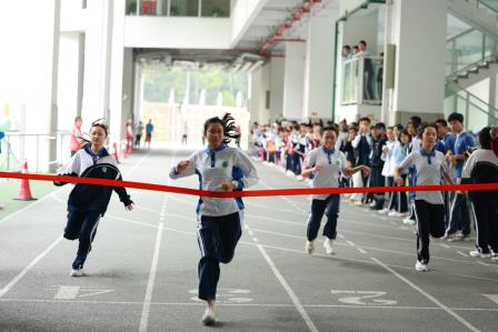 快乐不定向，奔跑在未来——2025年深圳市罗湖未来学校第五届“田径运动会”热力开启