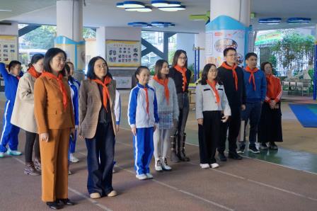 交流赋能促提升 校际携手共育人 ——佛山市郭泳鸿少先队名师工作室到访罗湖小学开展研讨交流