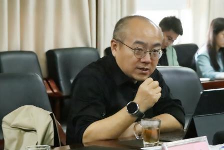 AI赋能课堂教学，人机共育助力成长——深圳市翠园文锦中学迎来专家团考察指导