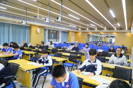 同课异构探路径 专家讲座明方向 ——深北莫附属布心中学初三数学教研活动提质增效