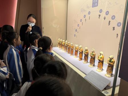 走进博物馆 浸润传统文化 ——罗湖小学组织三年级学生赴市博物馆开展研学活动