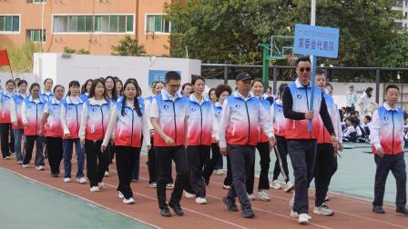 深圳市罗湖区滨河实验中学成功举办2025年“阳光体艺节”暨第15届秋季田径运动会｜激情燃赛场，活力耀湾区 