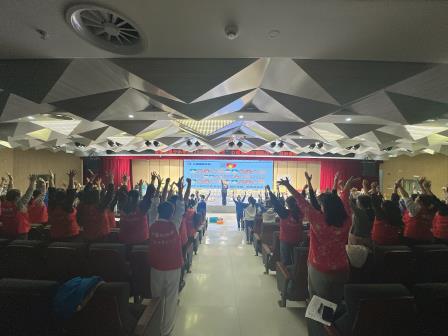 携手专业力量 共筑生命防线 ——深圳市泰宁小学成功举办“急救小英雄”生命教育主题活动