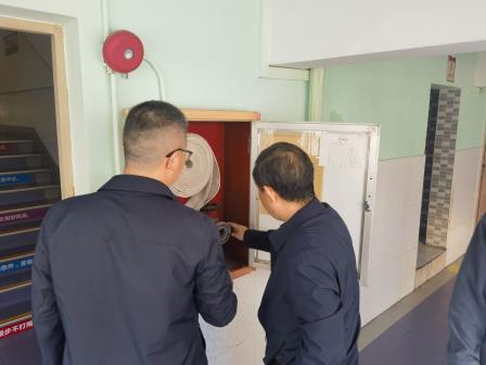 筑牢安全防线，守护师生平安——侨香实验学校开展校园安全专项大排查